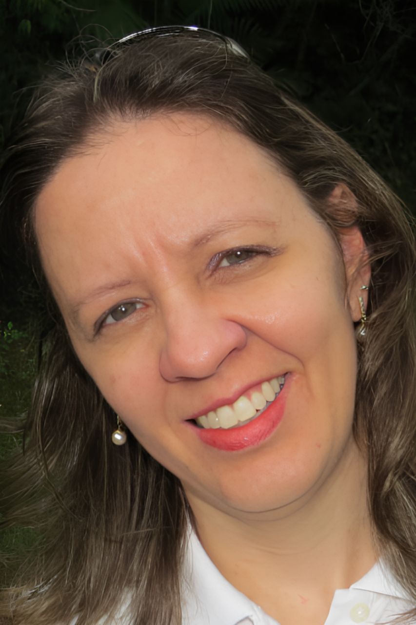 Claudia Flemming Colussi (UFSC)